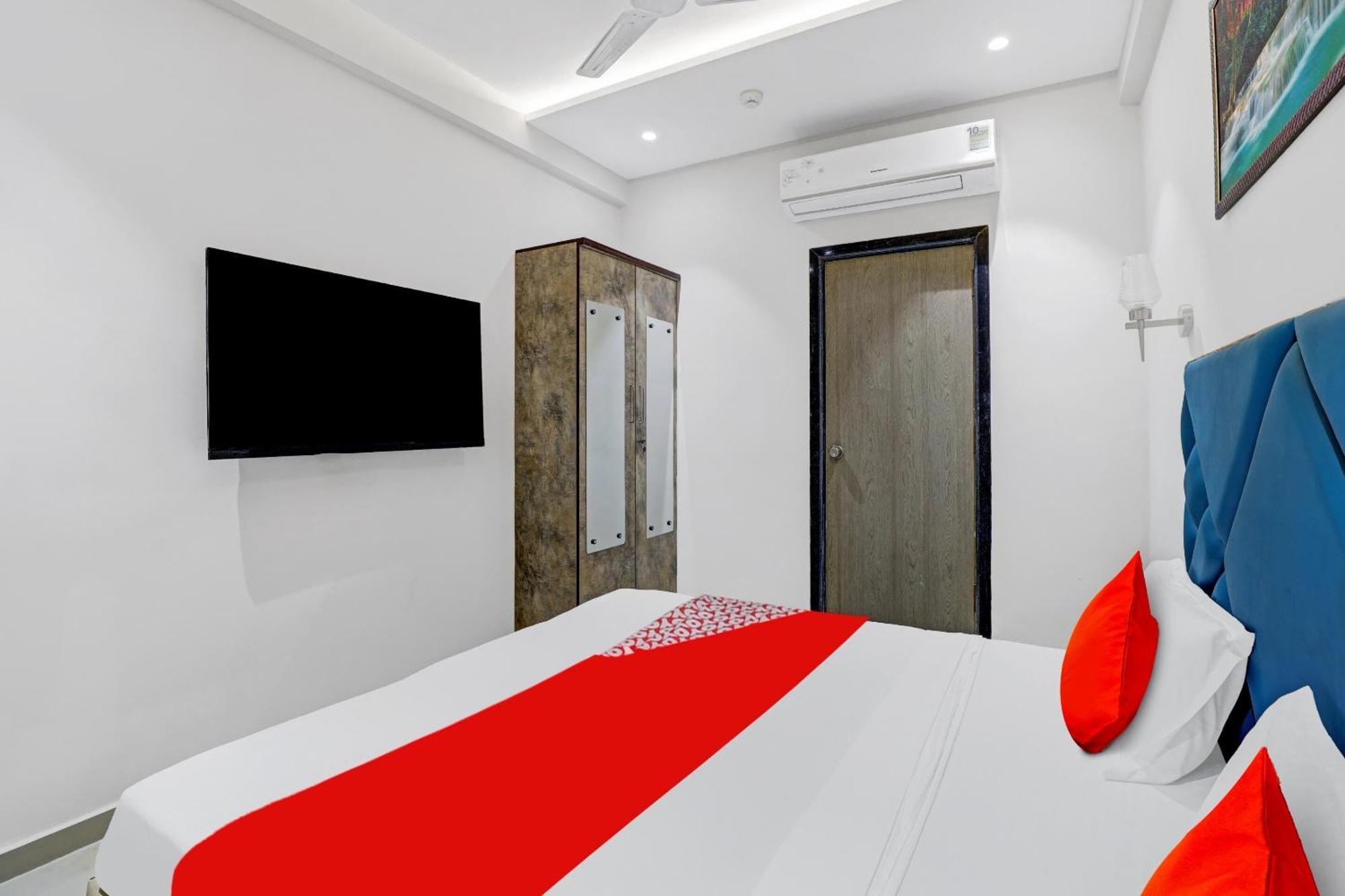 Hotel O Shree Palace Utrān Екстериор снимка